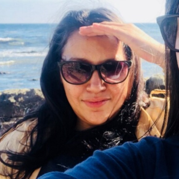 Meet your Posher, Maira - Picture 1 of 1